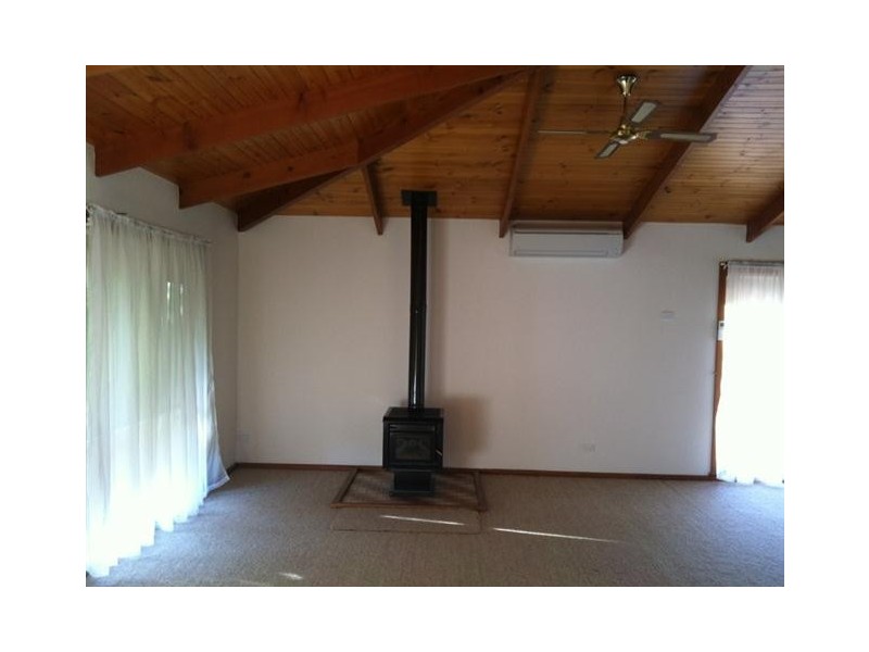 9 Cooper Street, Cummins SA 5631