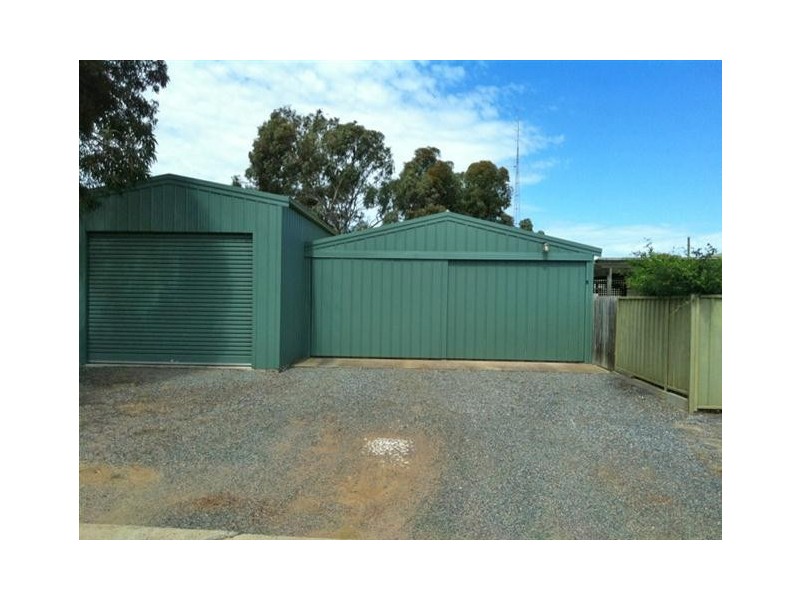 9 Cooper Street, Cummins SA 5631