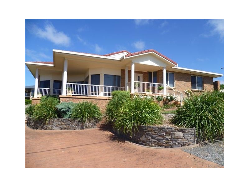 5 Oswald Drive, Port Lincoln SA 5606