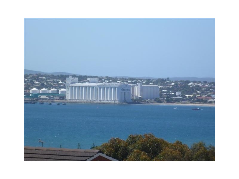 5 Oswald Drive, Port Lincoln SA 5606