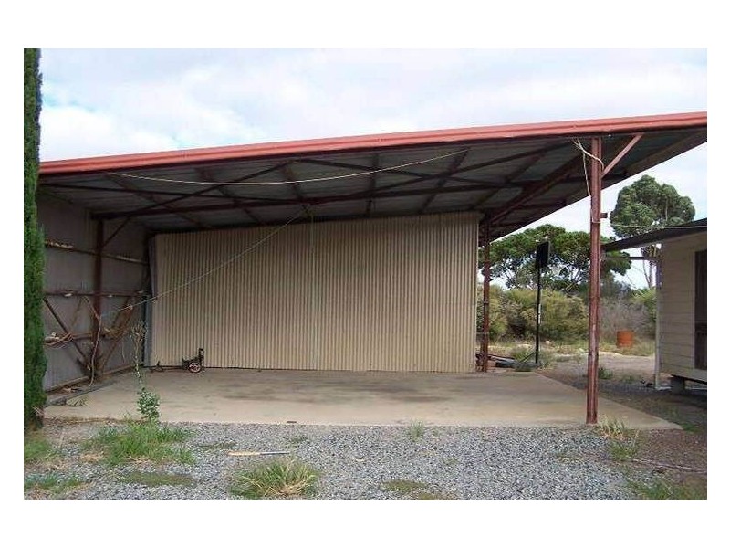 6 McCracken Street, Cummins SA 5631