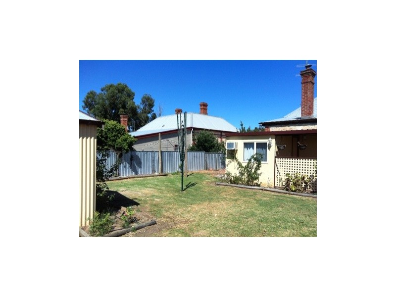 57 Railway Terrace, Cummins SA 5631