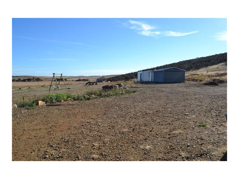 286 and 287 Yarrandale Road, Lipson SA 5607