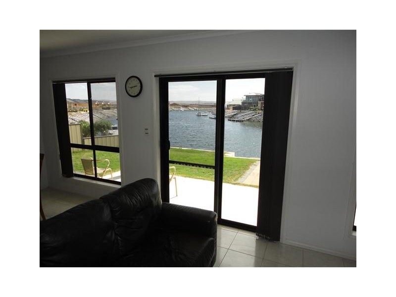 2-1 Wandana Place, Tumby Bay SA 5605