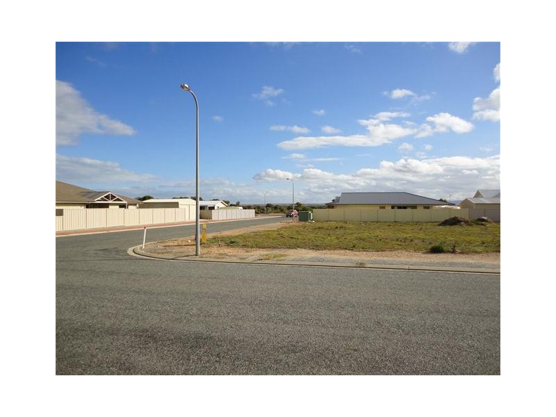 27 Lakin Crescent, Tumby Bay SA 5605