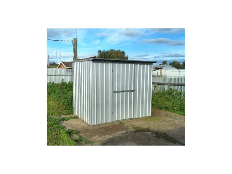 11 Laube Street, Cummins SA 5631