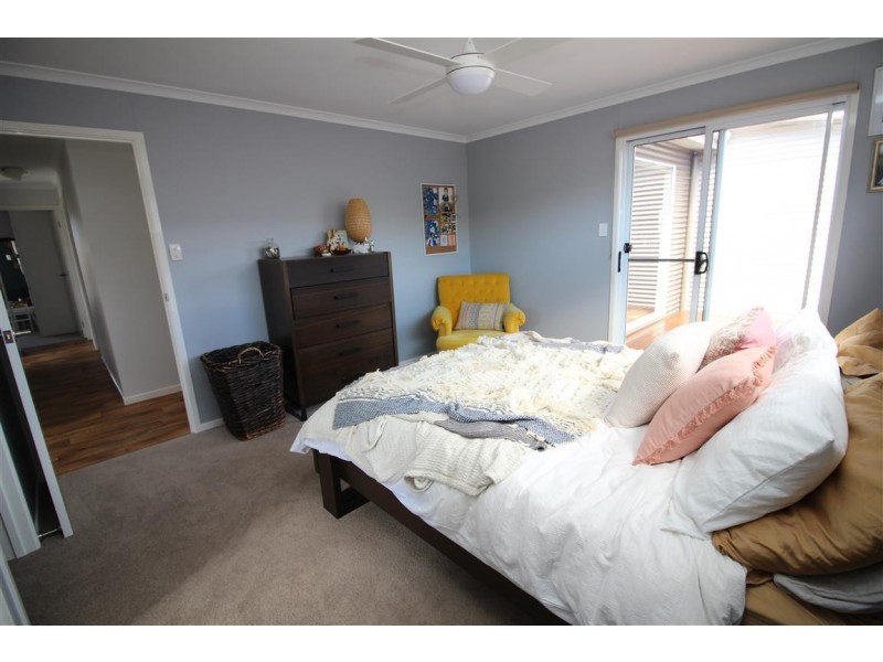 5 Ingrid Close, North Shields SA 5607