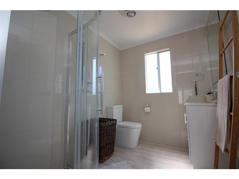 5 Ingrid Close, North Shields SA 5607