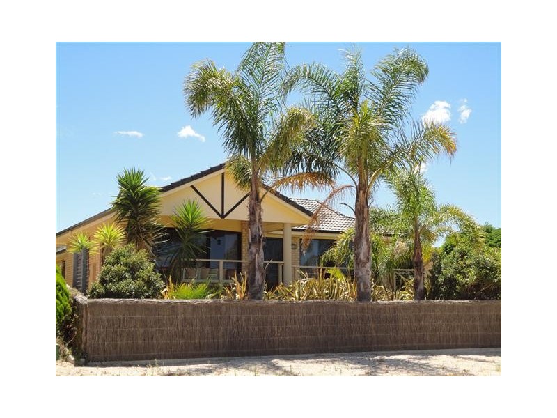 8 Calais Avenue, Port Lincoln SA 5606