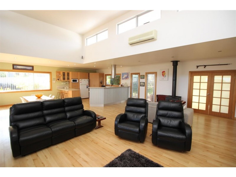 36 Sarah Court, Coffin Bay SA 5607