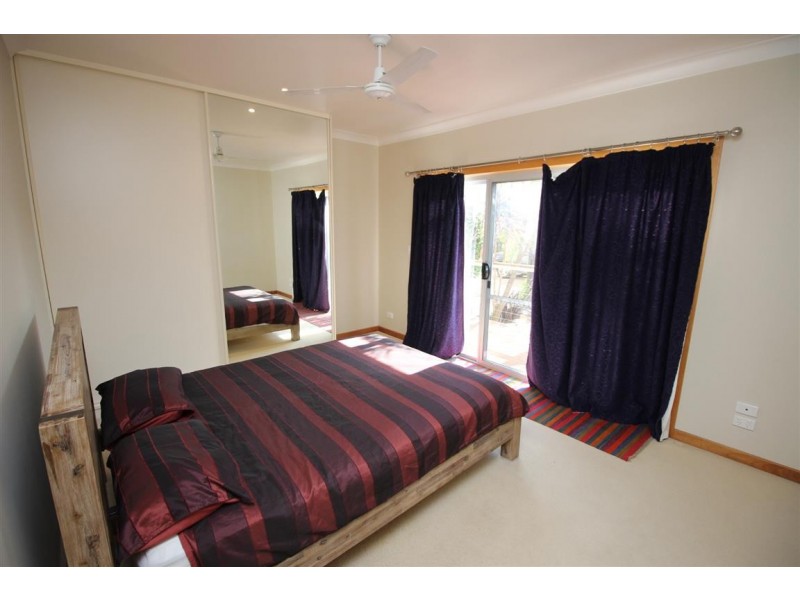 36 Sarah Court, Coffin Bay SA 5607