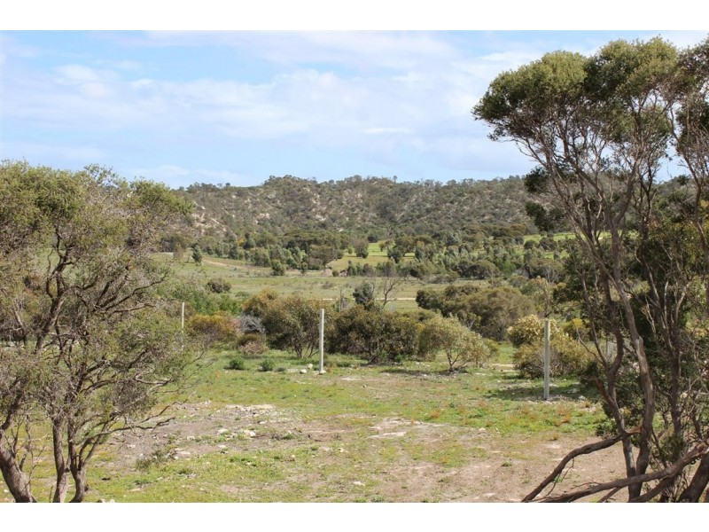 18B Grimm Road, Coffin Bay SA 5607