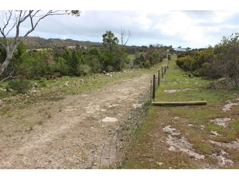 18B Grimm Road, Coffin Bay SA 5607