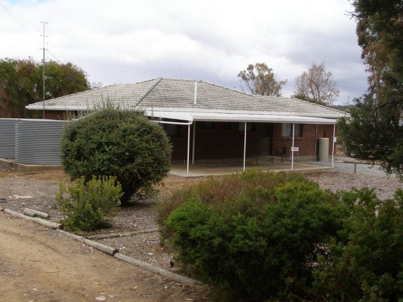 36 Flinders Avenue, Coffin Bay SA 5607