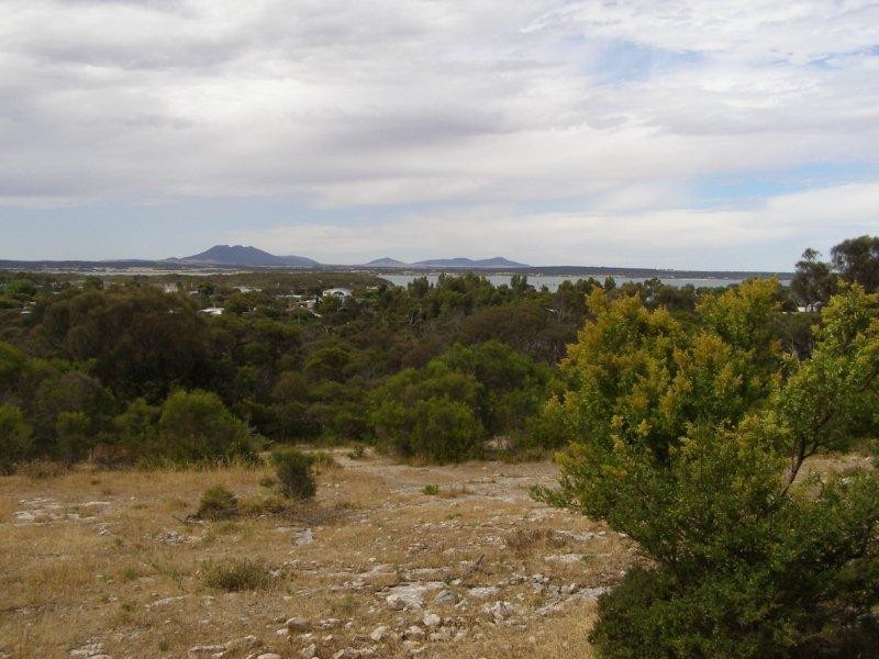 30-32 Sarah Court, Coffin Bay SA 5607