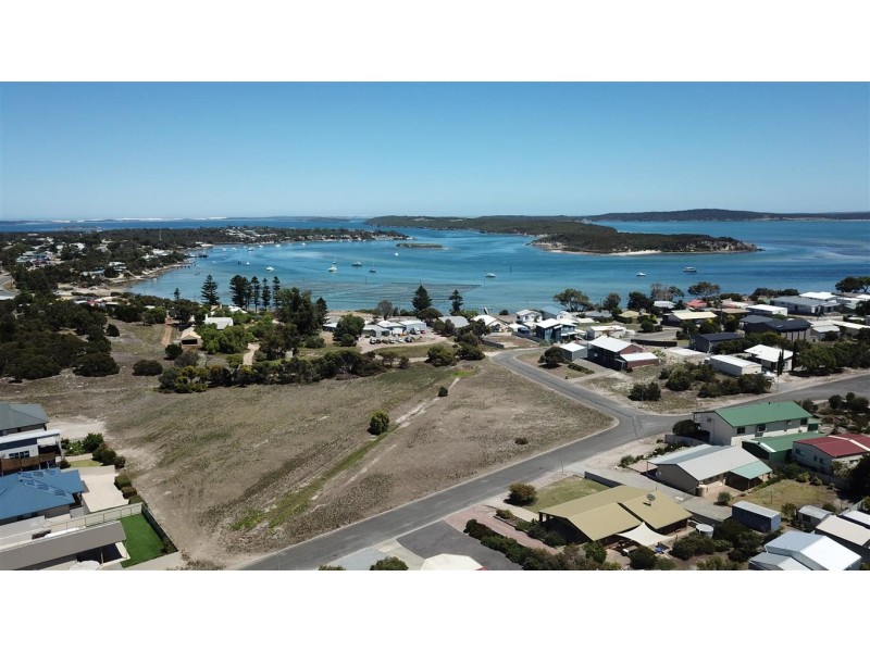 13 Sophie Crescent, Coffin Bay SA 5607