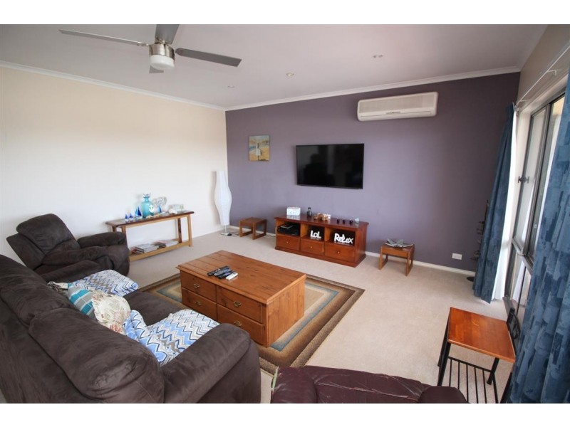 13 Sophie Crescent, Coffin Bay SA 5607