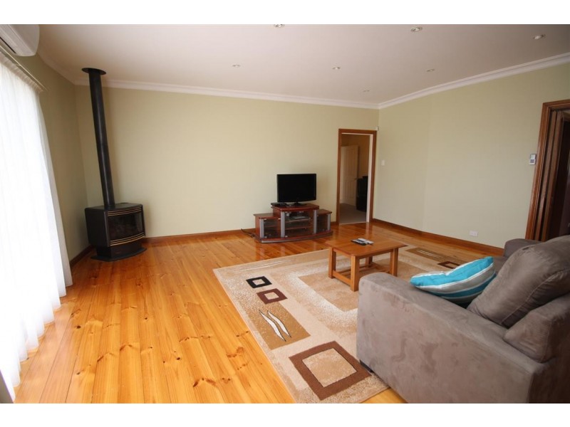 13 Sophie Crescent, Coffin Bay SA 5607