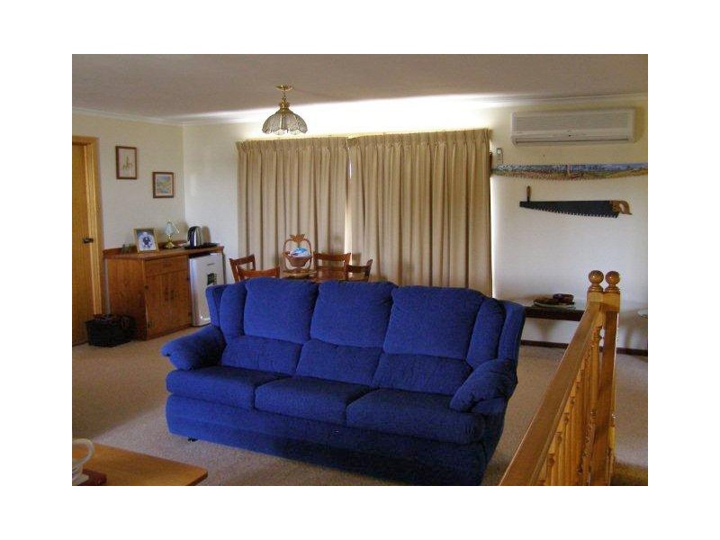 25 Greenly Avenue, Coffin Bay SA 5607