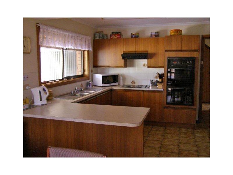 25 Greenly Avenue, Coffin Bay SA 5607