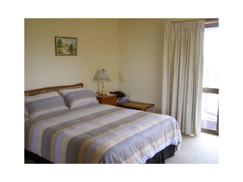 25 Greenly Avenue, Coffin Bay SA 5607