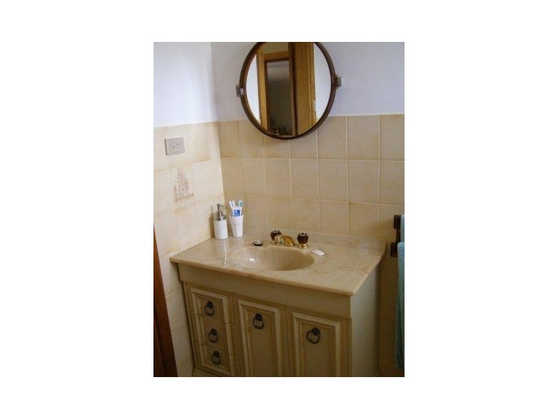 25 Greenly Avenue, Coffin Bay SA 5607