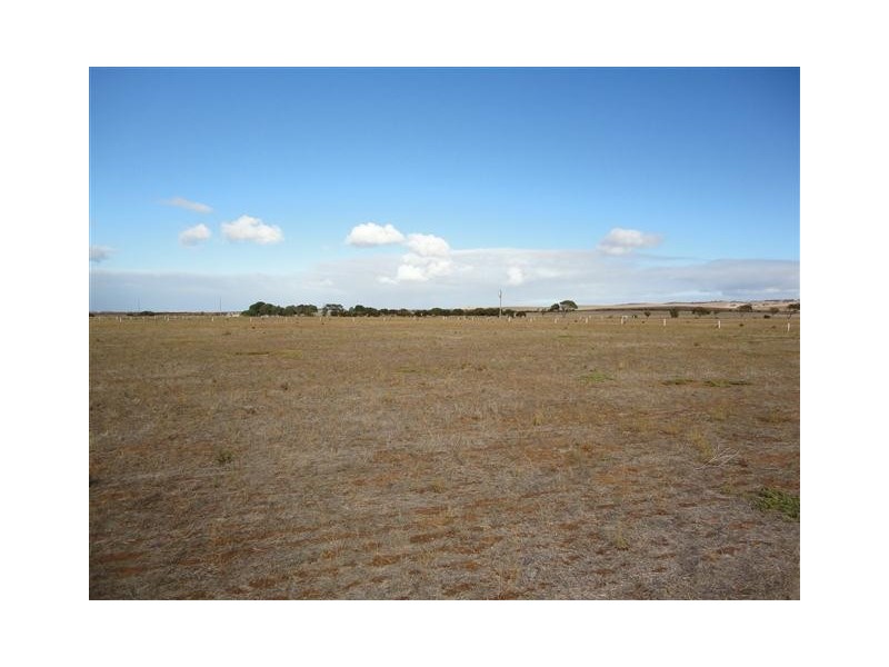 Sect 311 and 313 Yaranyacka, Lipson SA 5607