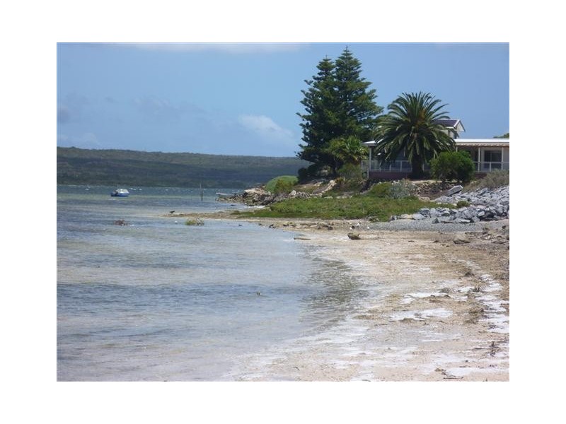 35 Tulka Esplanade, Tulka via, Port Lincoln SA 5606