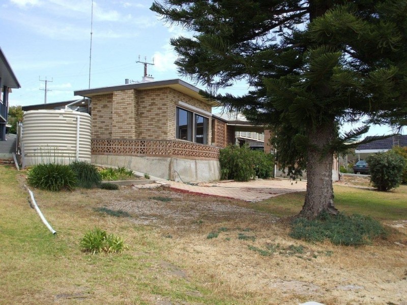 15 Esplanade, Coffin Bay SA 5607