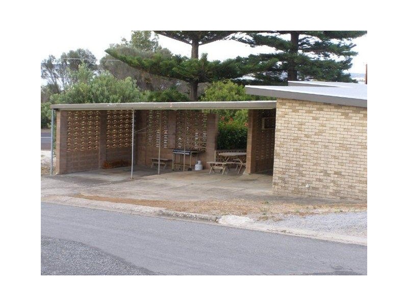 15 Esplanade, Coffin Bay SA 5607