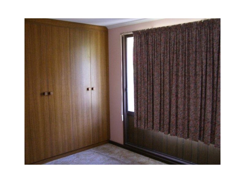 1 Flinders Avenue, Coffin Bay SA 5607