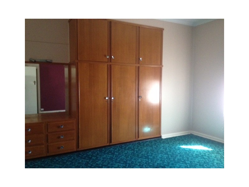 4 Walkom Street, Cummins SA 5631