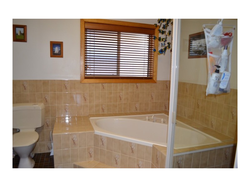 51 Bay View Road, Port Lincoln SA 5606