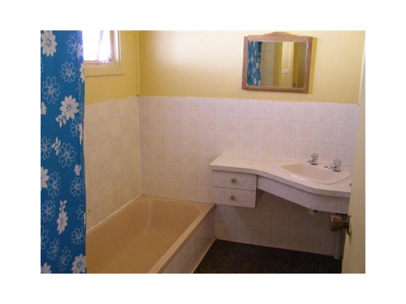 75 Greenly Avenue, Coffin Bay SA 5607