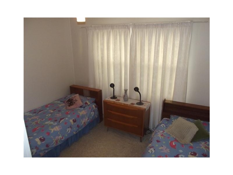 8 Sidney Road, Tumby Bay SA 5605