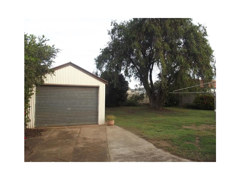 8 Sidney Road, Tumby Bay SA 5605