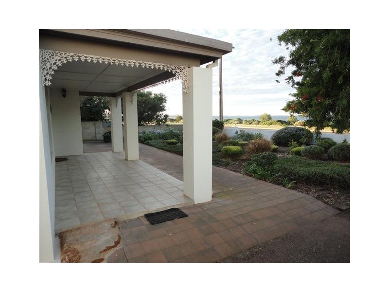 42 Tumby Terrace, Tumby Bay SA 5605