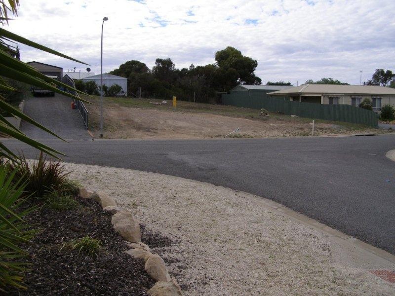 18 Nancy Road, Coffin Bay SA 5607