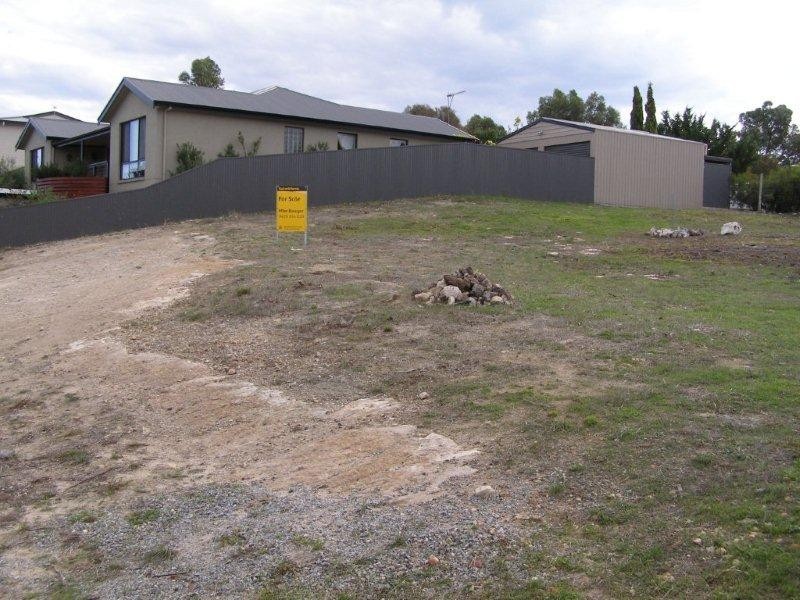 18 Nancy Road, Coffin Bay SA 5607
