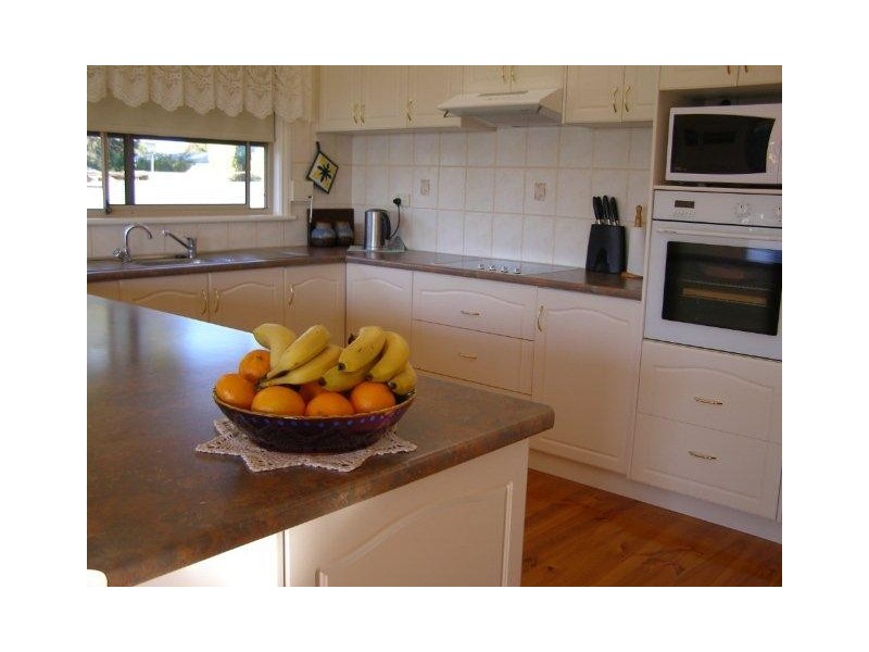 301 Esplanade, Coffin Bay SA 5607