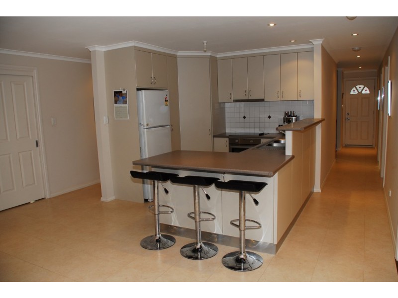 9 Robertson Road, Port Lincoln SA 5606