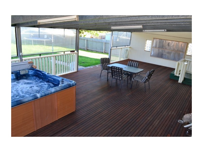 16 Coronation Place, Port Lincoln SA 5606
