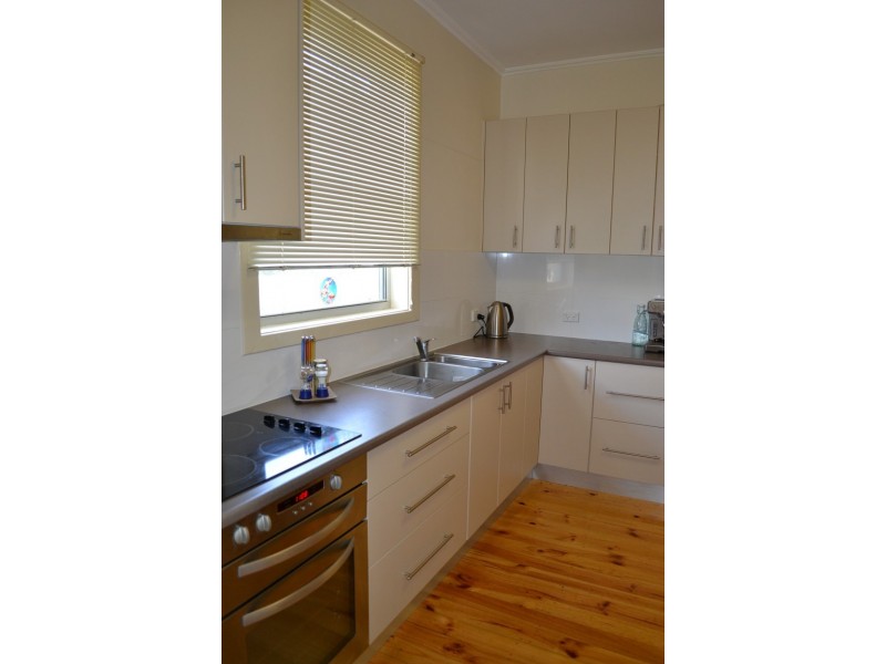 16 Coronation Place, Port Lincoln SA 5606