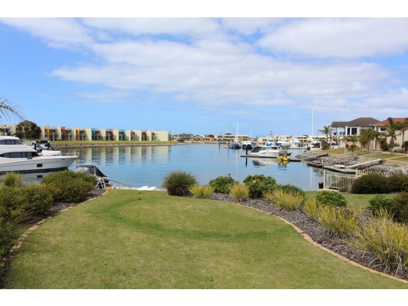 2/1 Sailfish Drive, Port Lincoln SA 5606