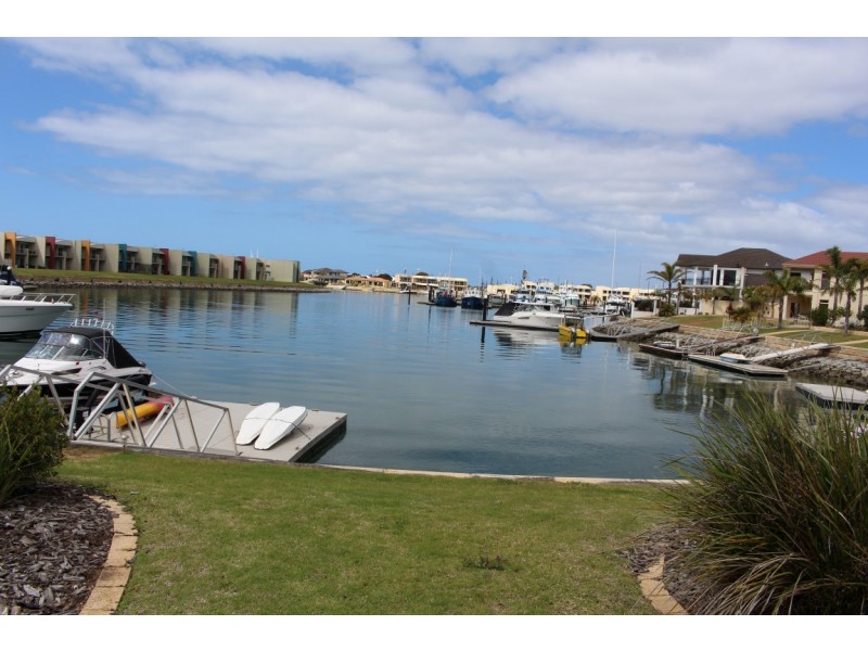 2/1 Sailfish Drive, Port Lincoln SA 5606