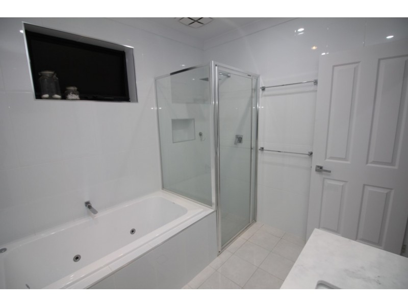 10 Lorraine Avenue, Port Lincoln SA 5606