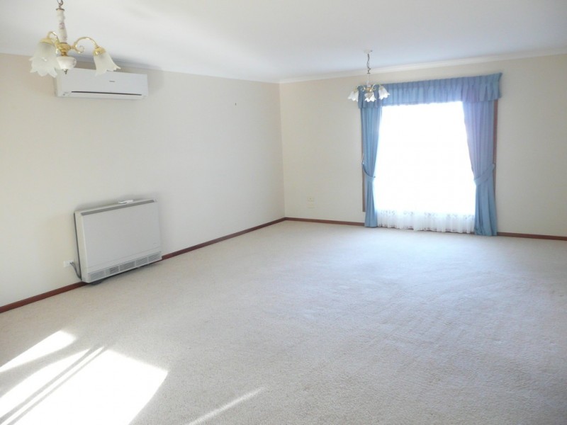 27 Wishart Street, Tumby Bay SA 5605