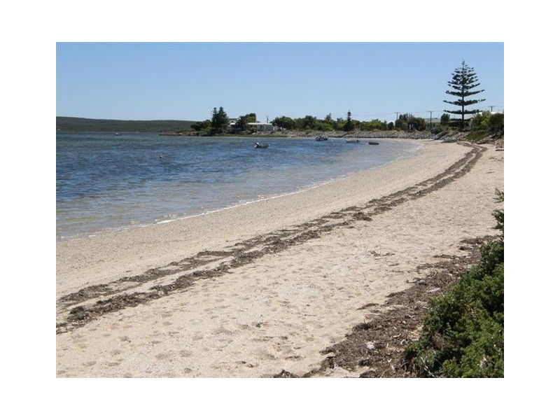 1 Wattle Drive via TULKA, Port Lincoln SA 5606