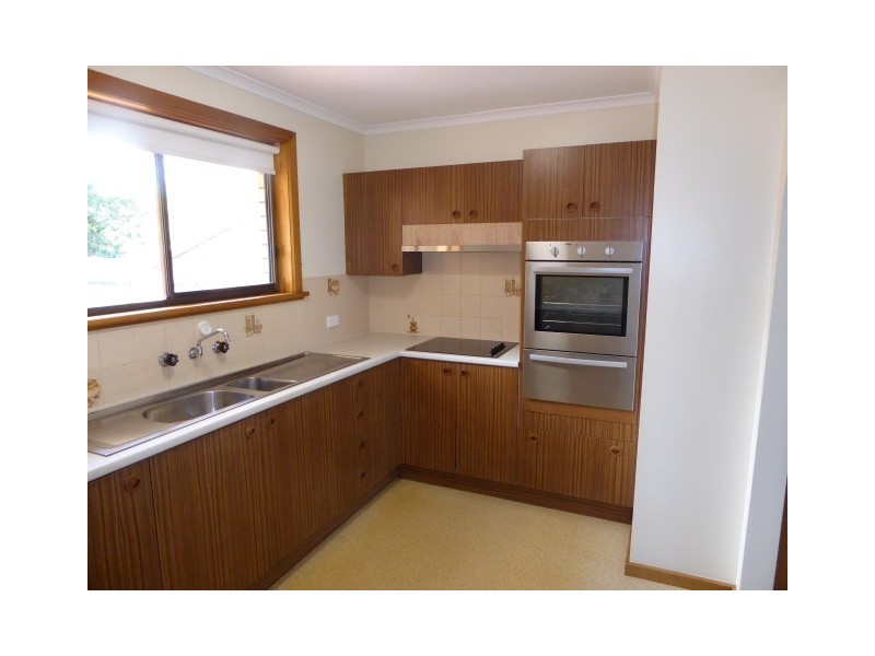 2/25 Walkley Rd, Port Lincoln SA 5606