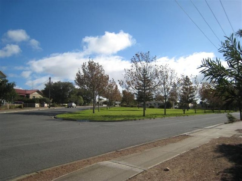 32 Moonta Crescent, Port Lincoln SA 5606